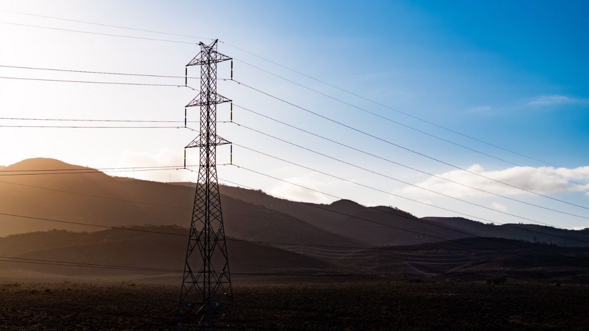 ElectraNet's proposed Northern Transmission Project is causing concern for Mid North grain growers.